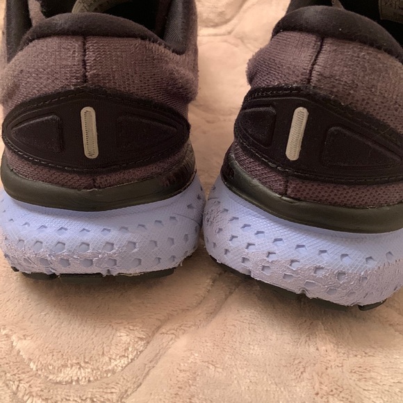 Brooks Glycerin Shoes - Dark Gray with Indigo Blue - Picture 11 of 11